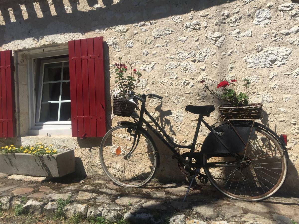 Le Peyrail Bed & Breakfast Les Leves-et-Thoumeyragues ภายนอก รูปภาพ